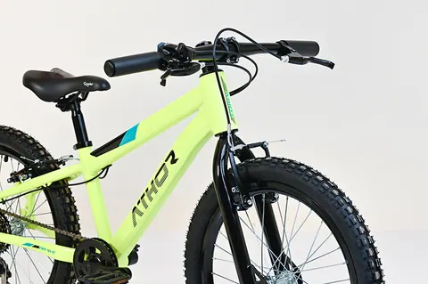 Athor Brave 7V Aro 20